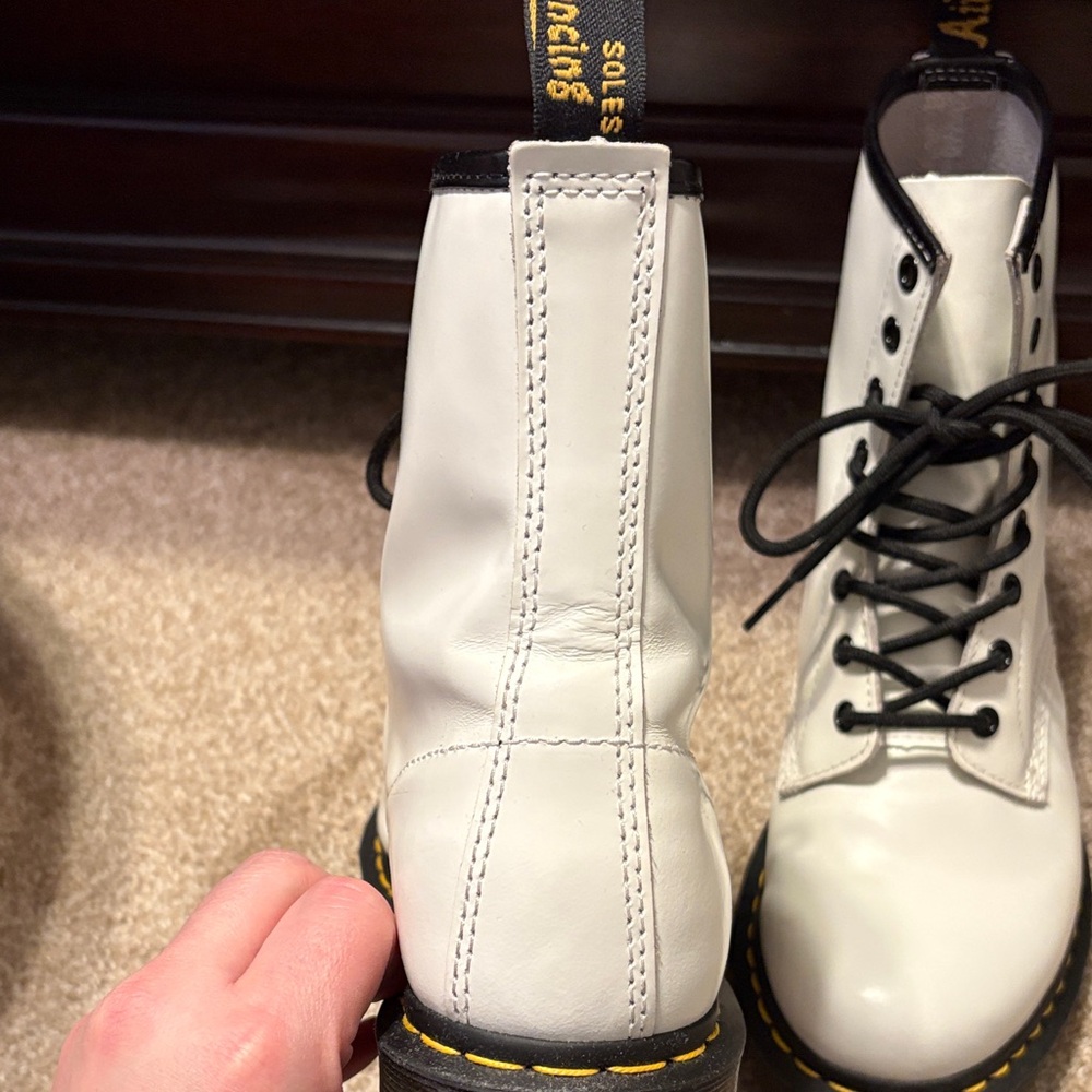 Dr. Martens Airwalk White Combat Boots with Black Laces Womens Size 9 - Picture 6 of 14